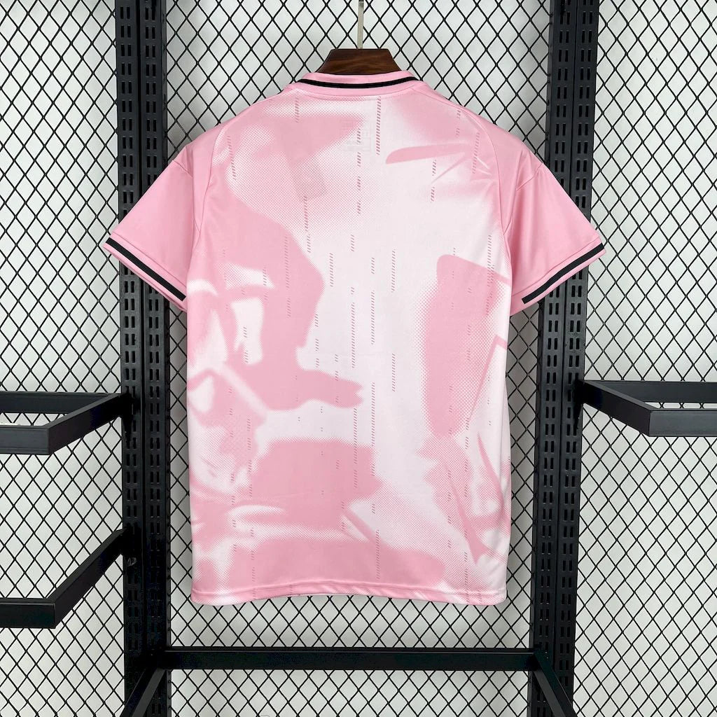 Real Madrid Édition spéciale Rose 2024/25