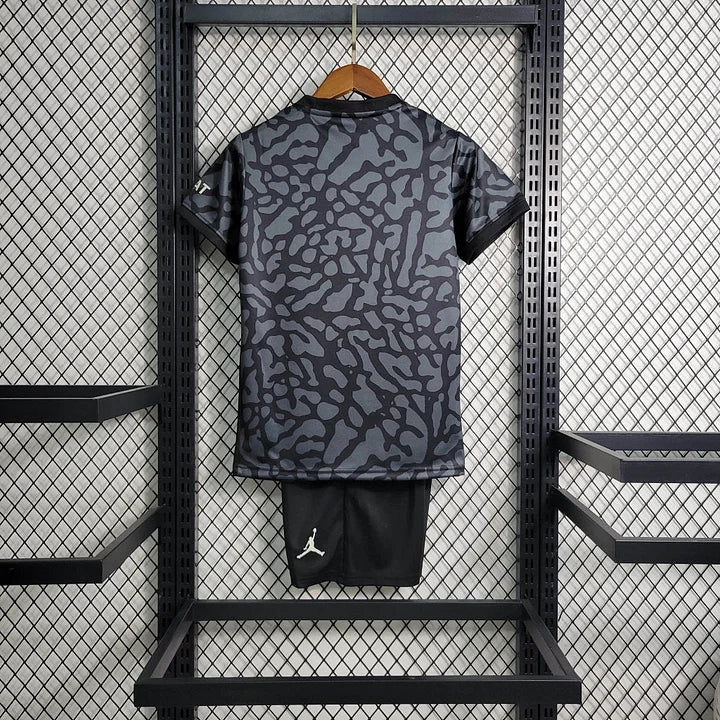 Paris maillot foot third short + tee-shirt 2023 2024