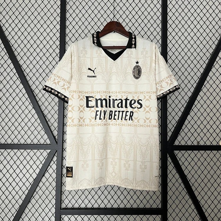 Maillot D'entraînement De Football Homme Milan AC 23/24 PUMA Maillot D'entraînement De Football Homme Milan AC 23/24 PUMA